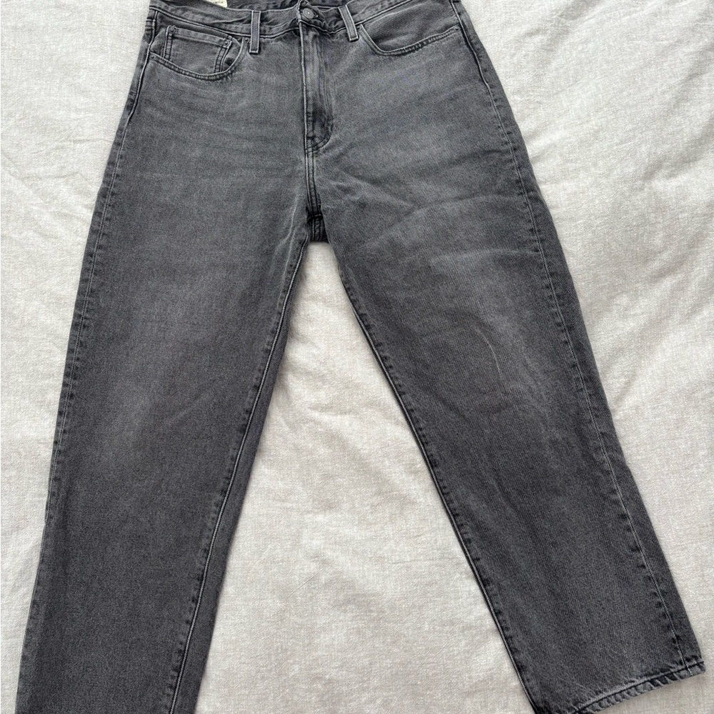 Levi's 568: Men's Charcoal Straight Jeans
